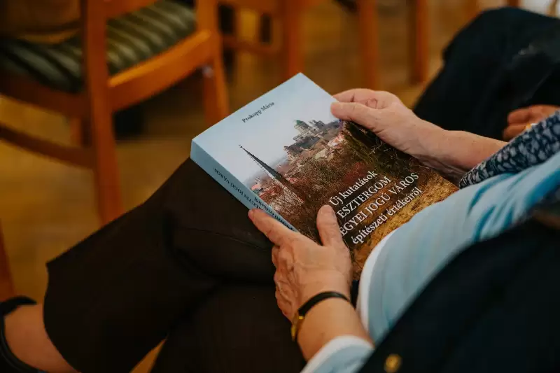 Szakmai könyvbemutató - Új kutatások Esztergom Megyei Jogú Város építészeti értékeiről