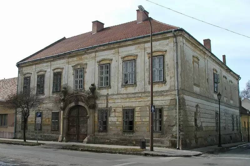 Megújulhat a Sándor-palota