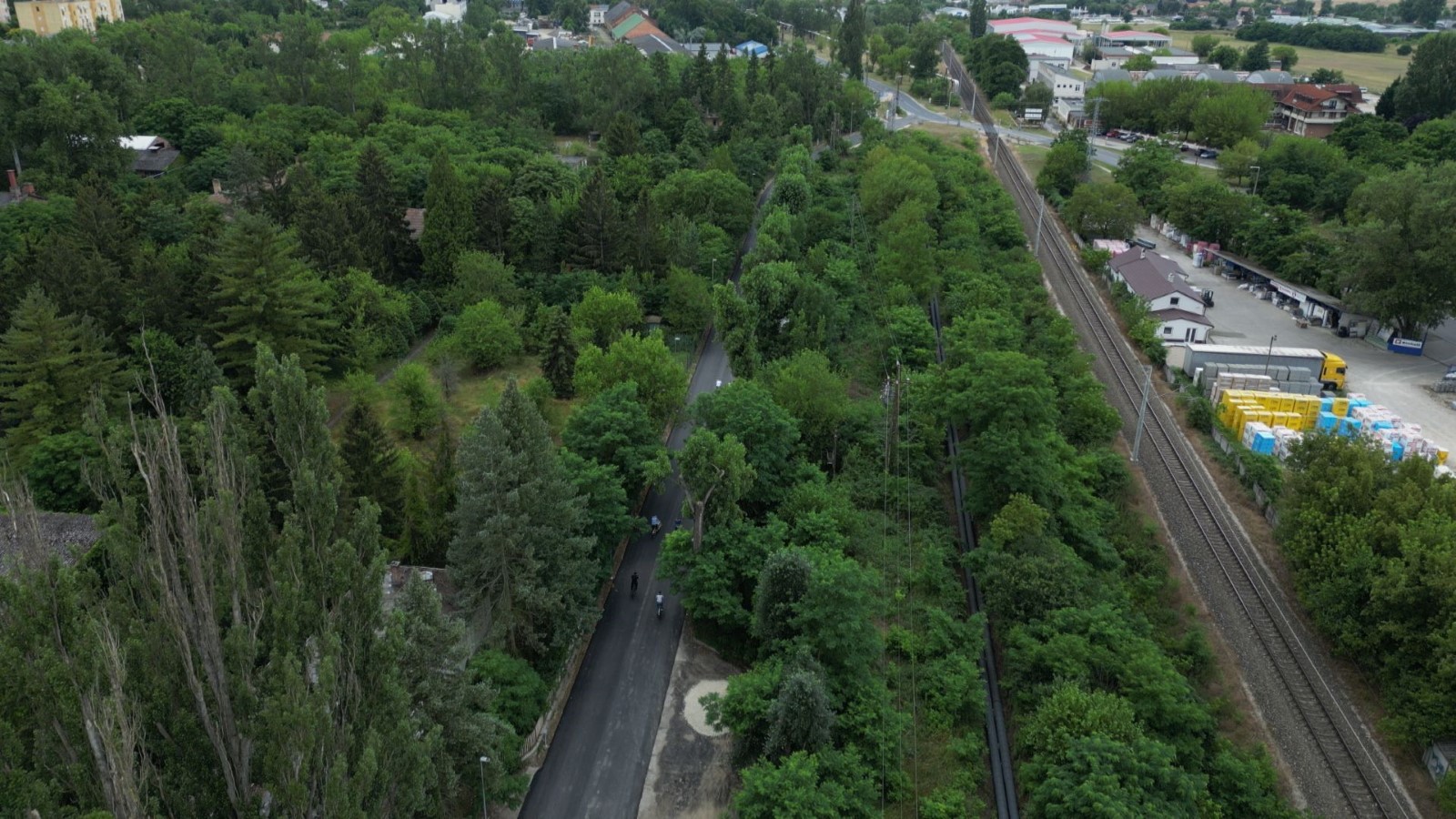 Utolsó simítások az új kerékpárúton