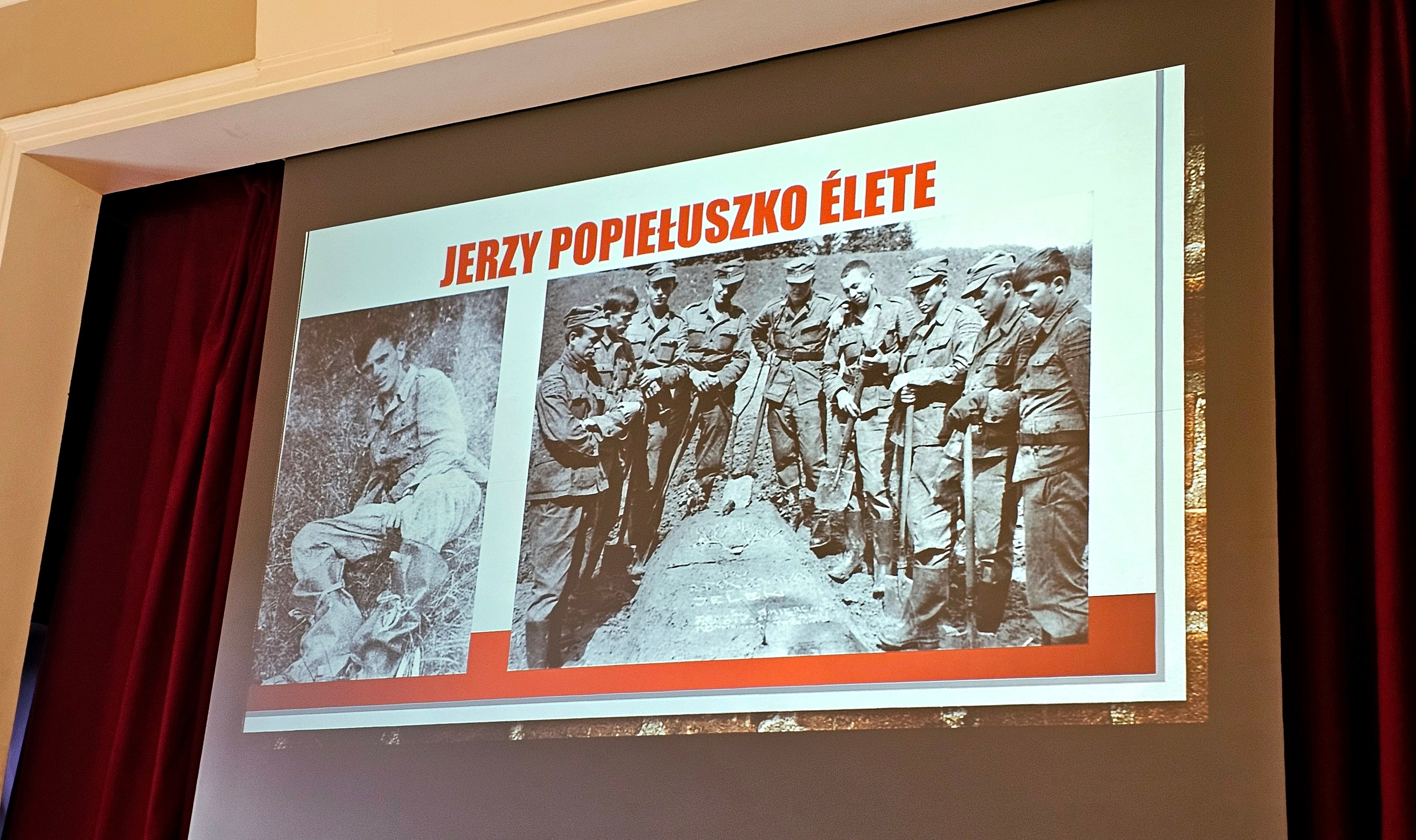 Kiállítás boldog Popieluszko Jerzsy atyáról az Árpád-házi Szent Erzsébet Gimnáziumban 